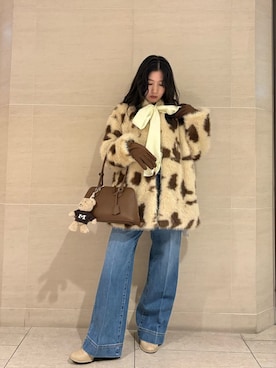 「アイテム（キーケース/キーアクセサリー）」を使った、Mila Owenさん（レディース・155cm）の冬コーディネート