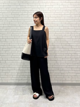 「アイテム（つなぎ/オールインワン）」を使った、Mila Owenさん（レディース・153cm）の夏コーディネート