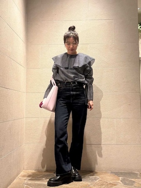 「シャツブラウス」｜Mila Owenさん（レディース・155cm）の冬コーディネート