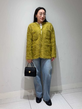 「アイテム（ノーカラージャケット）」を使った、Mila Owenさん（レディース・155cm）の秋コーディネート