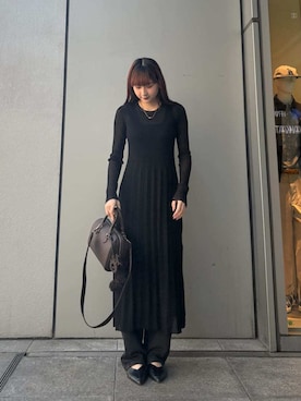 Mila Owenさん（レディース・162cm）の冬コーディネート