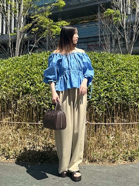 「ギャザー」｜Mila Owenさん（レディース・153cm）の春コーディネート