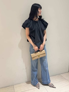 Mila Owenさん（レディース・163cm）の夏コーディネート