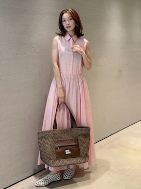 Mila Owenさんのコーディネート