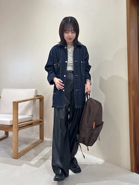 「アイテム（デニムジャケット）」を使った、Mila Owenさん（レディース・160cm）の夏コーディネート