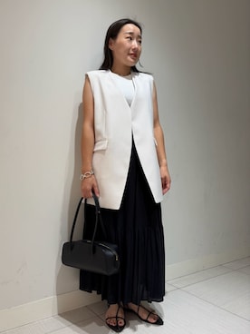 Mila Owenさん（レディース・155cm）の夏コーディネート