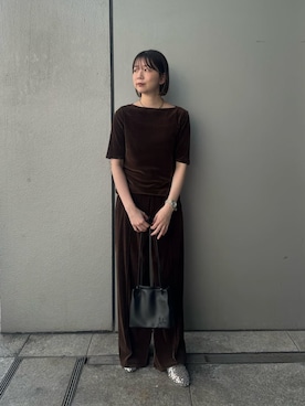 「アイテム（スリッポン）」を使った、Mila Owenさん（レディース・153cm）の夏コーディネート
