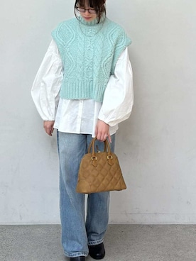 Mila Owenさん（レディース・155cm）の秋コーディネート