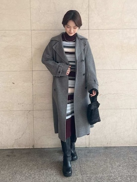 「アイテム（ピーコート）」を使った、Mila Owenさん（レディース・165cm）の冬コーディネート