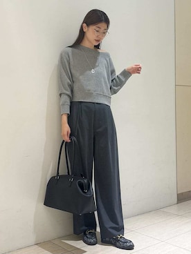 Mila Owenさん（レディース・169cm）の秋コーディネート