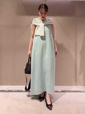 Mila Owenさんのコーディネート