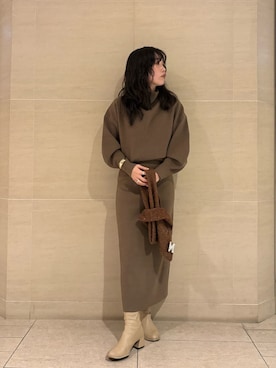 Mila Owenさん（レディース・155cm）の冬コーディネート