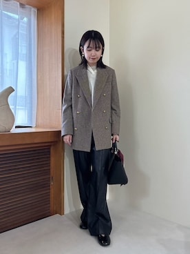 「アイテム（バレエシューズ）」を使った、Mila Owenさん（レディース・160cm）の夏コーディネート