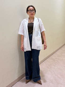 Mila Owenさんのコーディネート