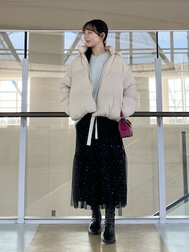 「アイテム（その他ヘアアクセサリー）」を使った、Mila Owenさん（レディース・161cm）の冬コーディネート