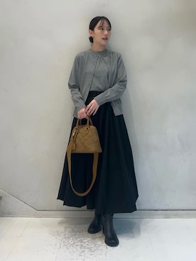 「ボリューム」｜Mila Owenさん（レディース・158cm）の冬コーディネート