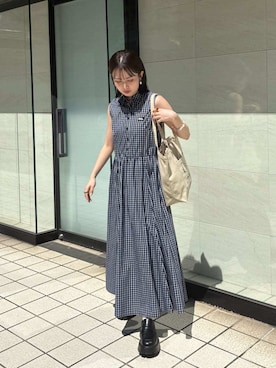 「Mila Owen（ミラオーウェン）のスリーブレスマキシ丈シャツワンピース（ワンピース、ブルー系）」を使った、Mila Owenさんの春コーディネート