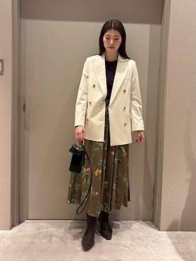 「Mila Owen（ミラオーウェン）のアイテム（Tシャツ/カットソー）」を使った、Mila Owenさん（レディース・169cm）の冬コーディネート