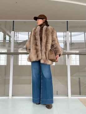 「アイテム（ノーカラーコート）」を使った、Mila Owenさん（レディース・160cm）の冬コーディネート