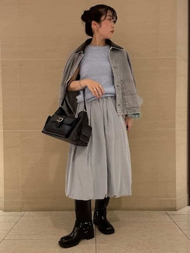 「アイテム（その他ヘアアクセサリー）」を使った、Mila Owenさん（レディース・155cm）の秋コーディネート
