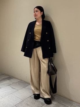 Mila Owenさん（レディース・163cm）の夏コーディネート