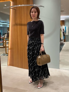 「シャーリング」｜「アイテム（Tシャツ/カットソー）」を使った、Mila Owenさん（レディース・157cm）の夏コーディネート
