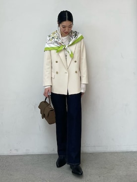 「アイテム（バンダナ/スカーフ）」を使った、Mila Owenさん（レディース・158cm）の冬コーディネート