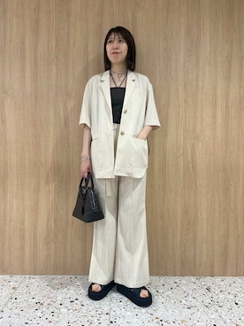 Mila Owenさん(レディース・161cm)の春コーディネート