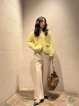 Mila Owenさんのコーディネート