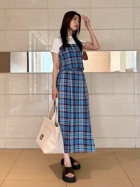 Mila Owenさん(レディース・169cm)の夏コーディネート