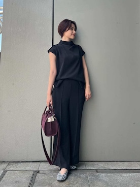 「アイテム（バレエシューズ）」を使った、Mila Owenさん（レディース・165cm）の夏コーディネート
