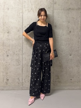 Mila Owenさんのコーディネート