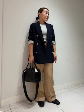 Mila Owenさん（レディース・155cm）の秋コーディネート