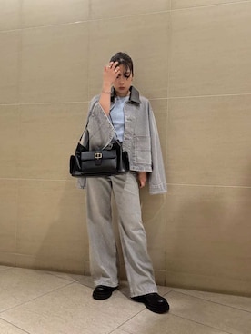 「アイテム（デニムジャケット）」を使った、Mila Owenさん（レディース・155cm）の秋コーディネート