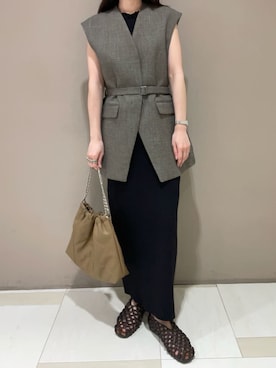 「Mila Owen（ミラオーウェン）の共ベルト付きオーバーサイズノーカラーベスト（その他アウター、その他）」を使った、Mila Owenさんの春コーディネート