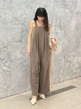 「アイテム（つなぎ/オールインワン、グリーン系）」を使った、Mila Owenさん（レディース・162cm）の夏コーディネート