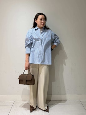 Mila Owenさんのコーディネート