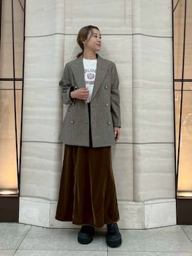 Mila Owenさん（レディース・158cm）の秋コーディネート