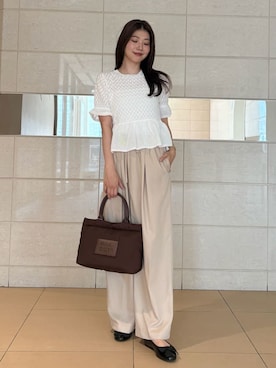 Mila Owenさん（レディース・169cm）の夏コーディネート
