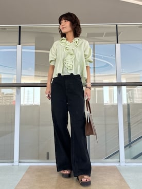 Mila Owenさん(レディース・160cm)の春コーディネート