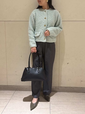 「アイテム（ノーカラージャケット）」を使った、Mila Owenさん（レディース・161cm）の秋コーディネート