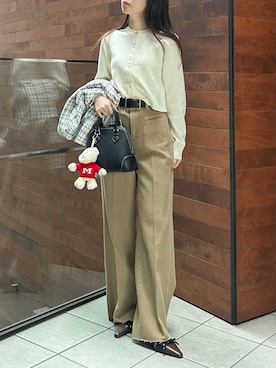 Mila Owenさん（レディース・159cm）の春コーディネート