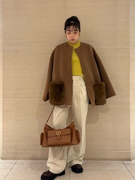 「アイテム（チェスターコート、イエロー系）」を使った、Mila Owenさん（レディース・155cm）の秋コーディネート