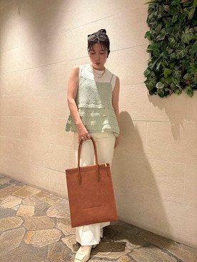 Mila Owenさんのコーディネート