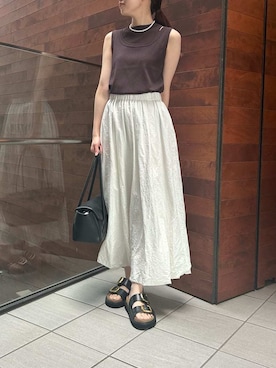 Mila Owenさん（レディース・159cm）の夏コーディネート