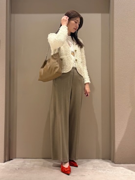 Mila Owenさんのコーディネート