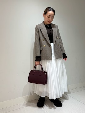 Mila Owenさん（レディース・155cm）の秋コーディネート