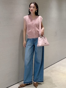 Mila Owenさん（レディース・159cm）の春コーディネート