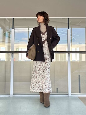 Mila Owenさんのコーディネート