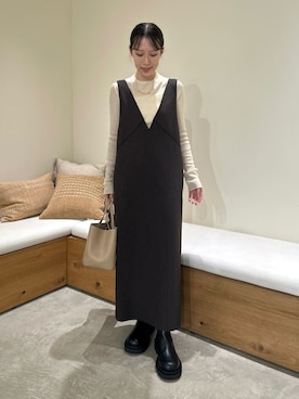 Mila Owenさん（レディース・158cm）の夏コーディネート